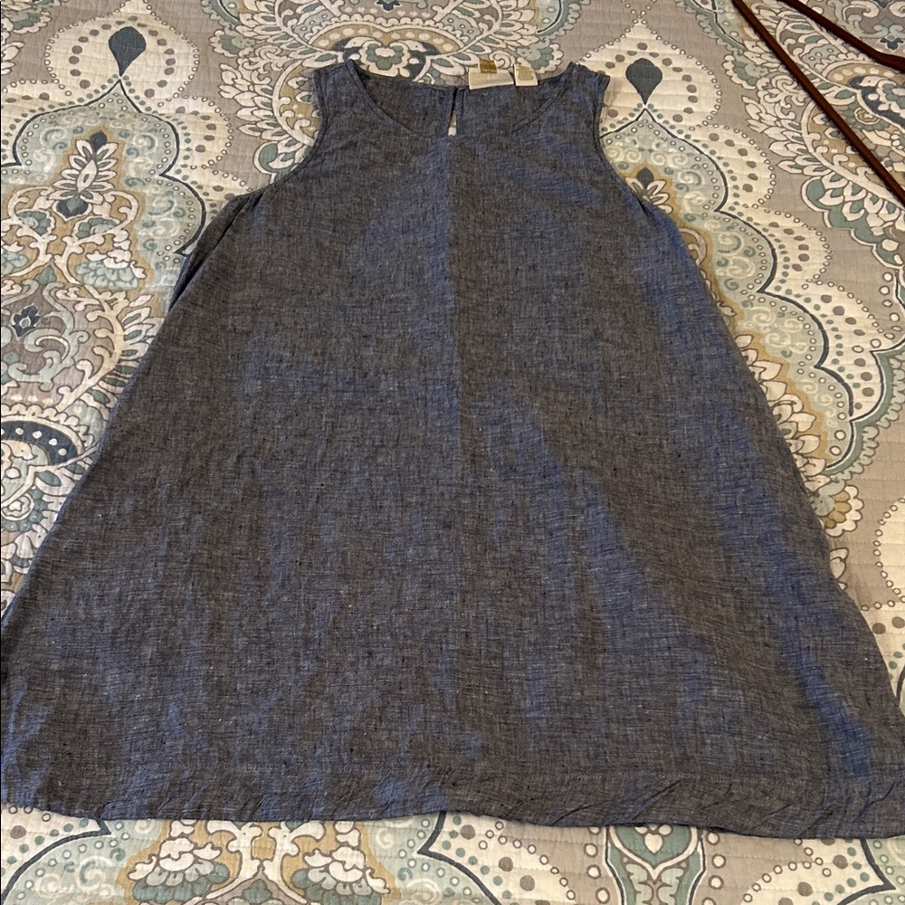 100% Linen Cynthia Rowley Chambray Shift Dress